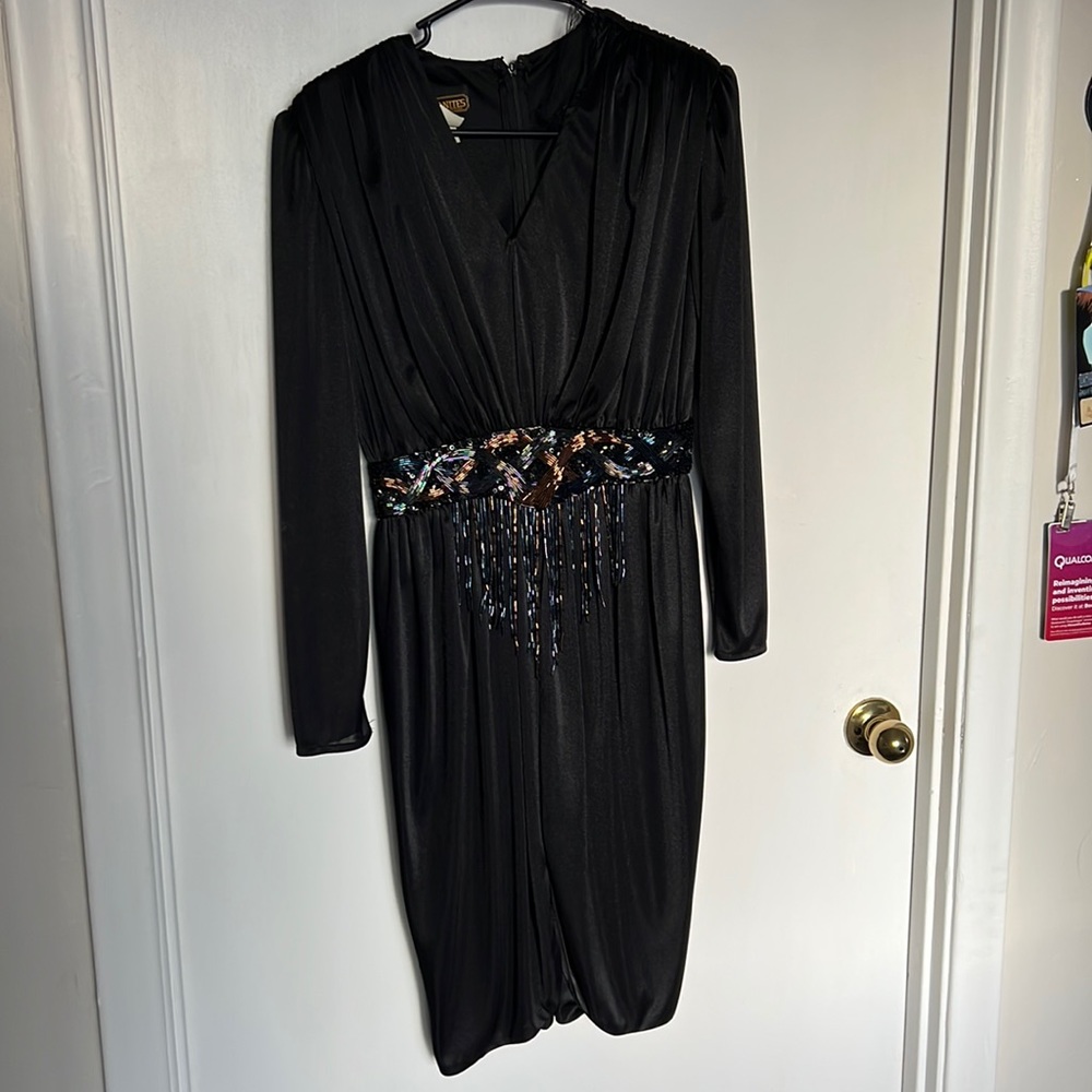 Taurus Nites petites size 6 sequined long sleeve dress